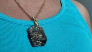 dogal-tas-tasarim-taki