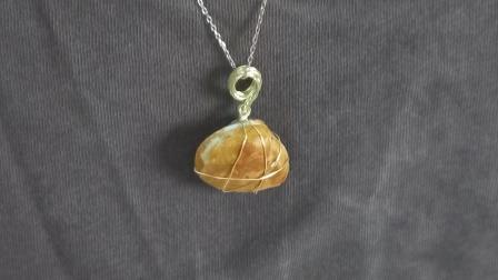 Milyon yillik deniz fosili öğretmene hediye